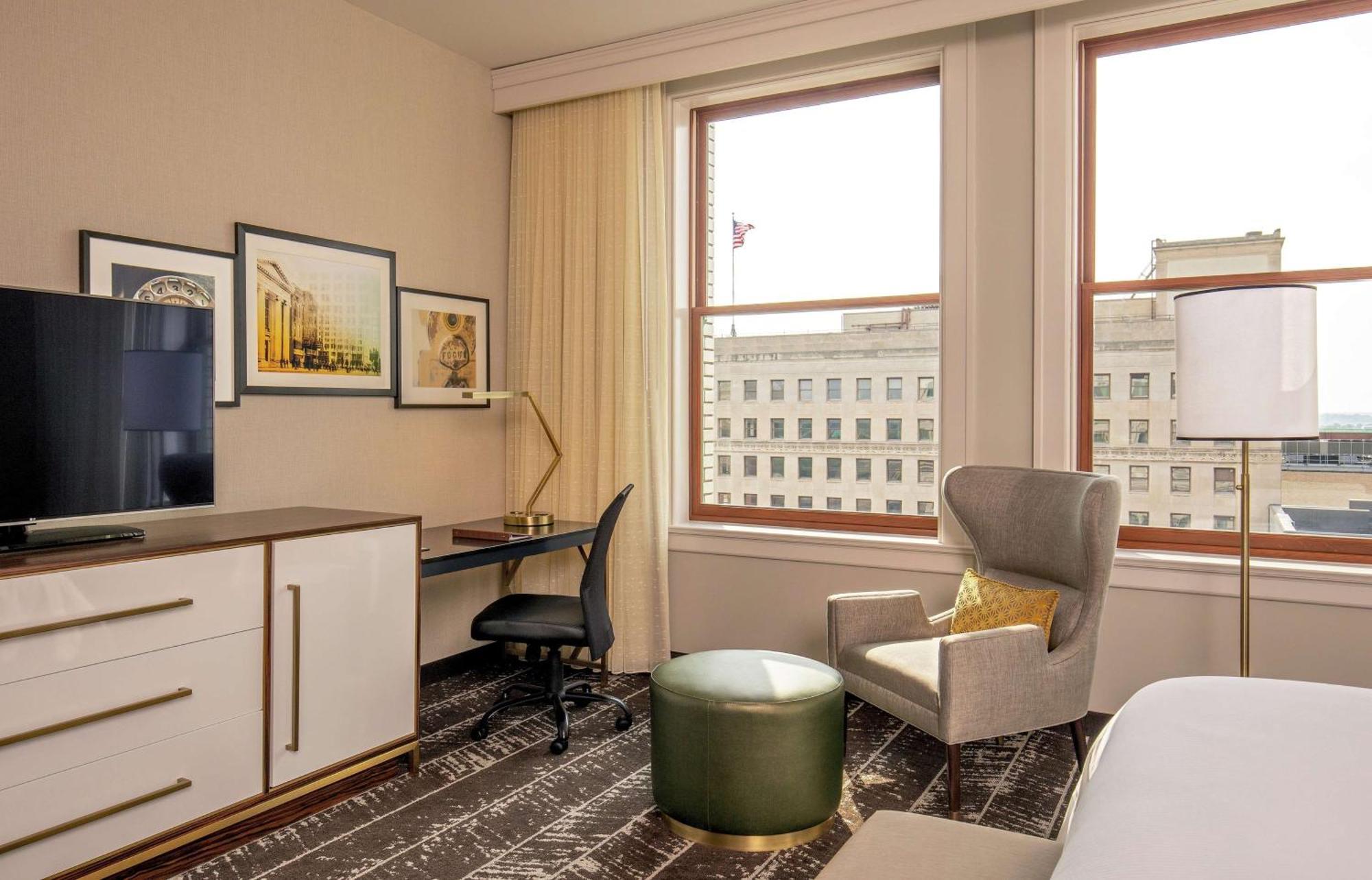 Doubletree By Hilton Youngstown Downtown Ngoại thất bức ảnh