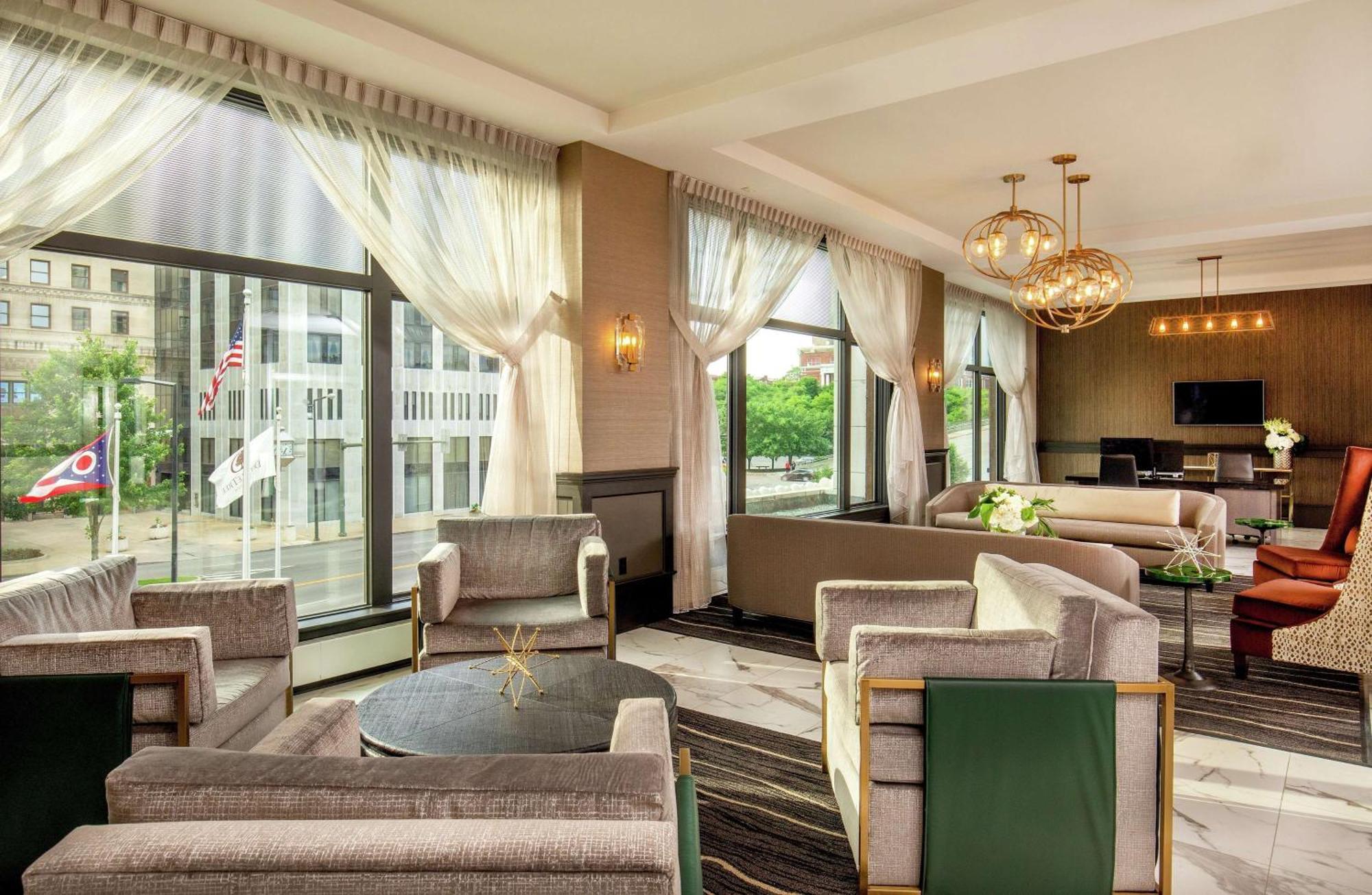 Doubletree By Hilton Youngstown Downtown Ngoại thất bức ảnh